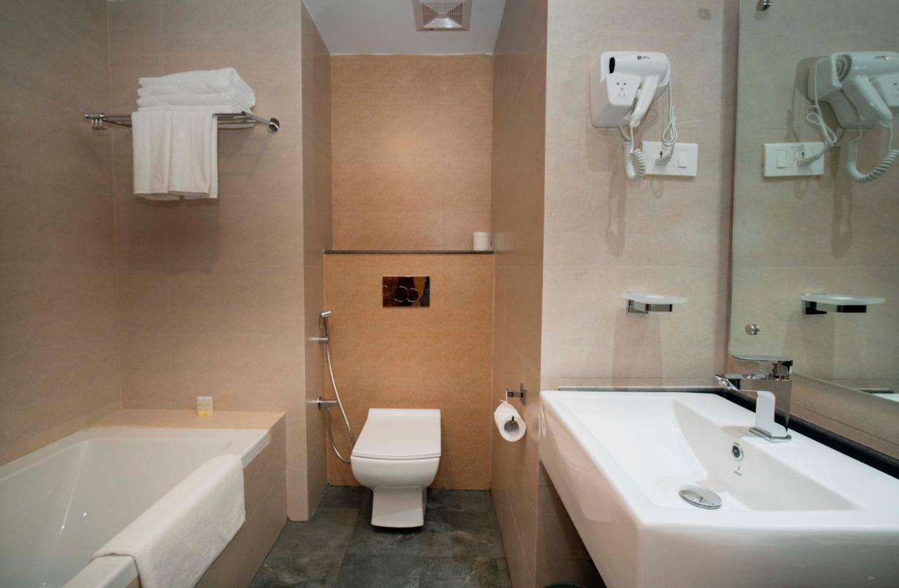 Superior Double Room with Lake View and Free Airport Transfers