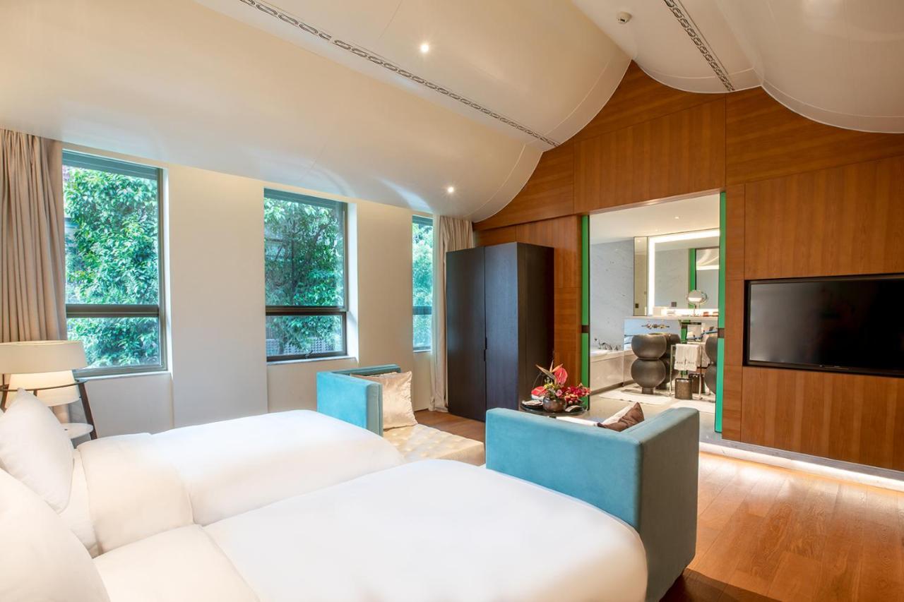 Premier Twin Room,1558457188:JPEG