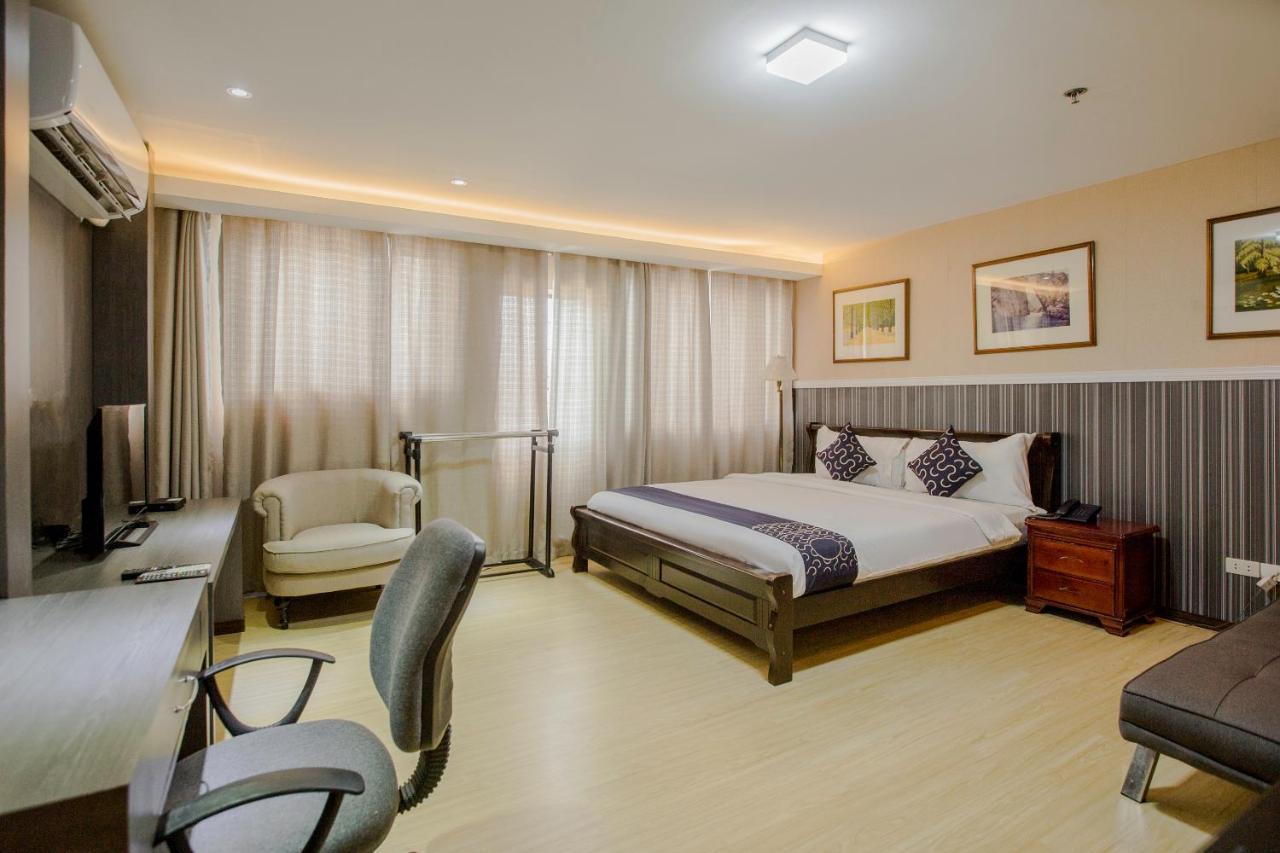 Superior Queen Room