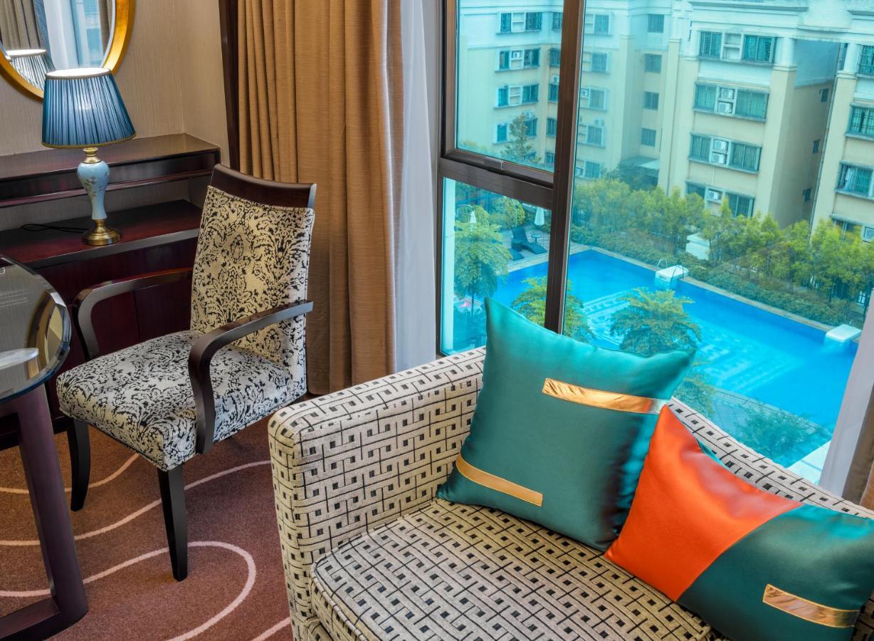 Superior Queen Room