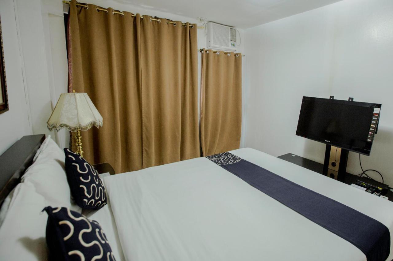 One Bedroom Suite
