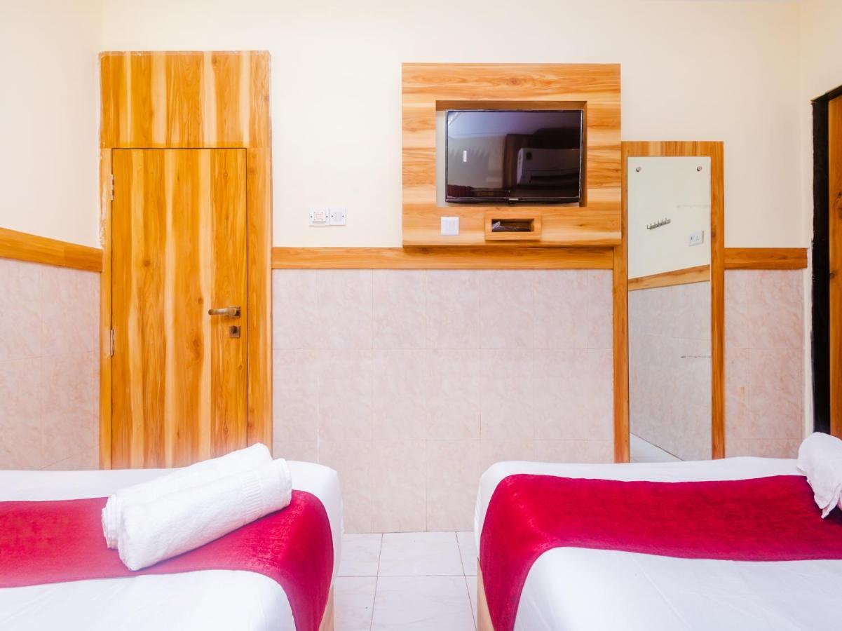 FOUR BED AC