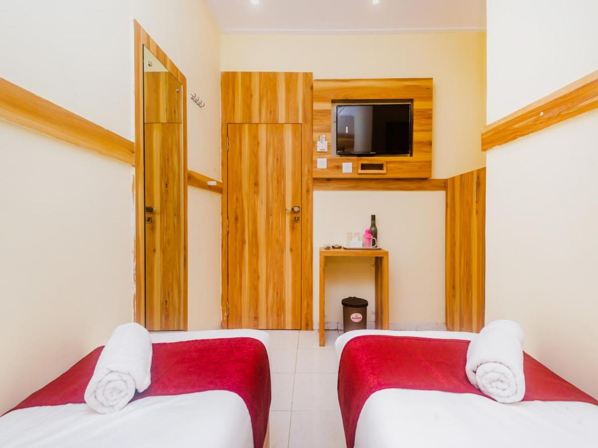 Double Bed AC
