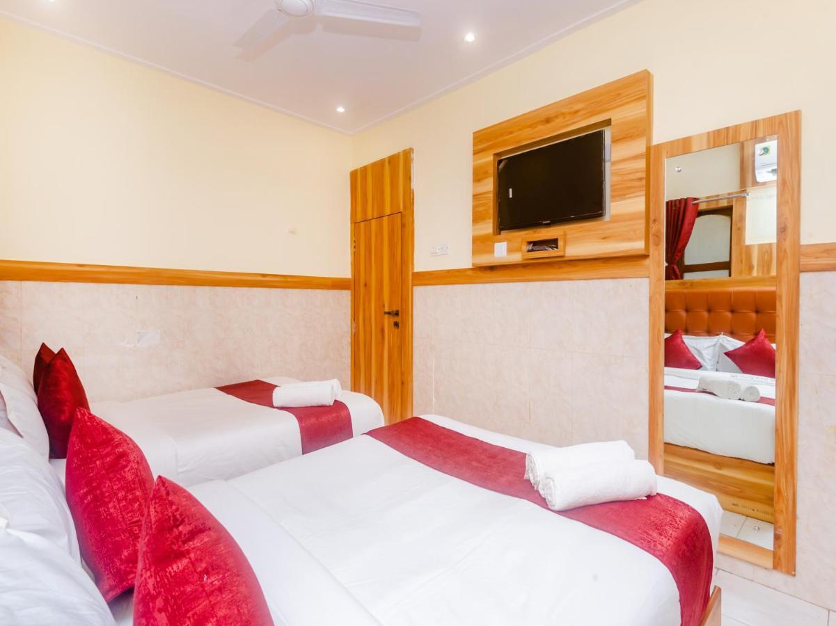 FOUR BED AC