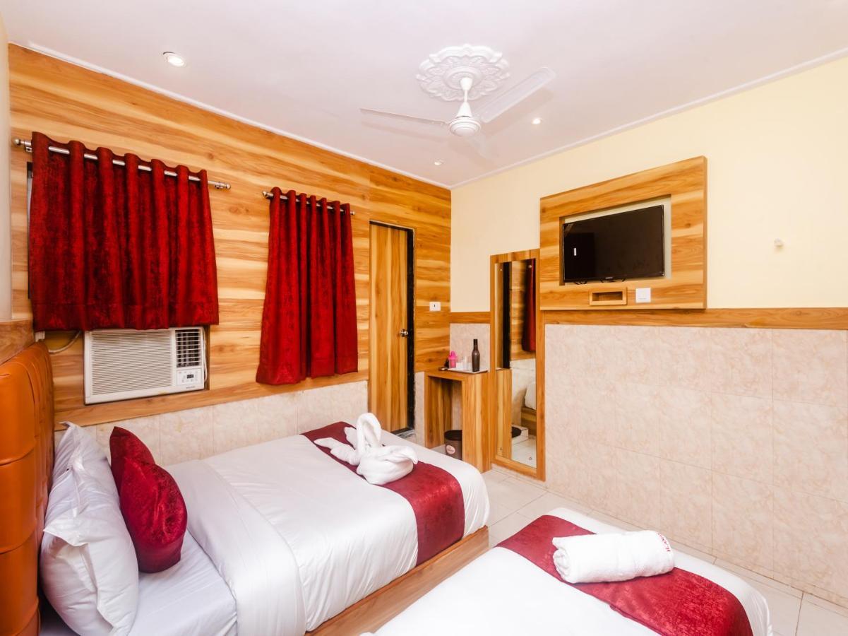 TRIPLE BED AC