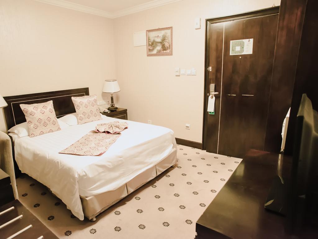 Double or Twin Room with No Window