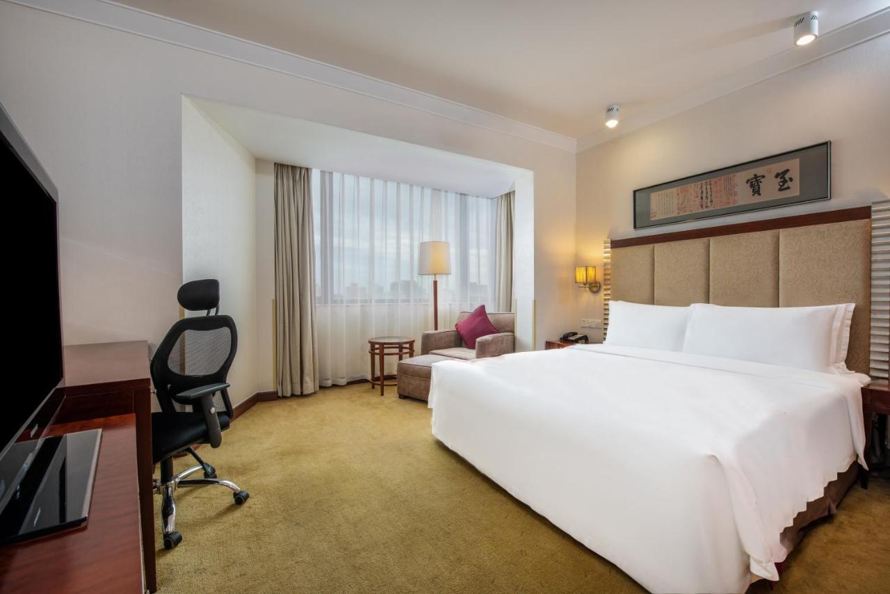 Premium King Room with Executive Benefits