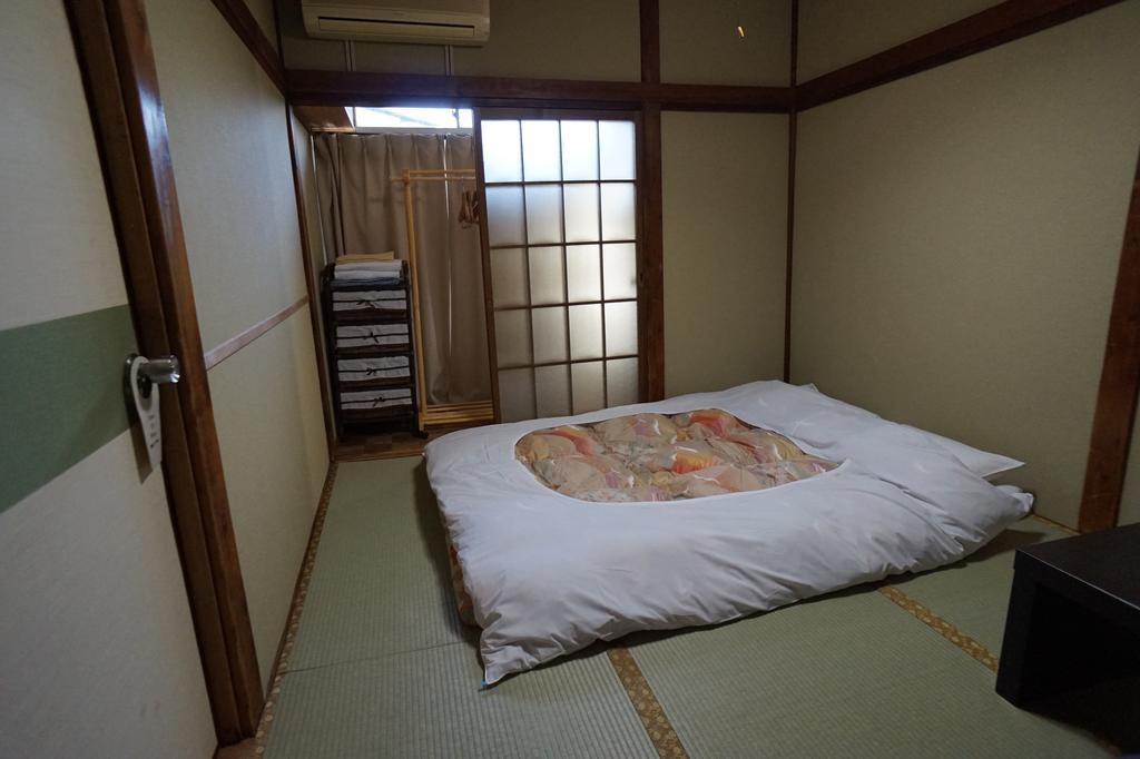 Double Room with Shared Bathroom A