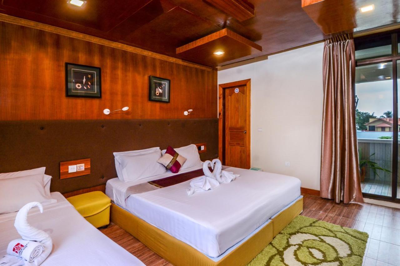 Deluxe Triple Room Sea View