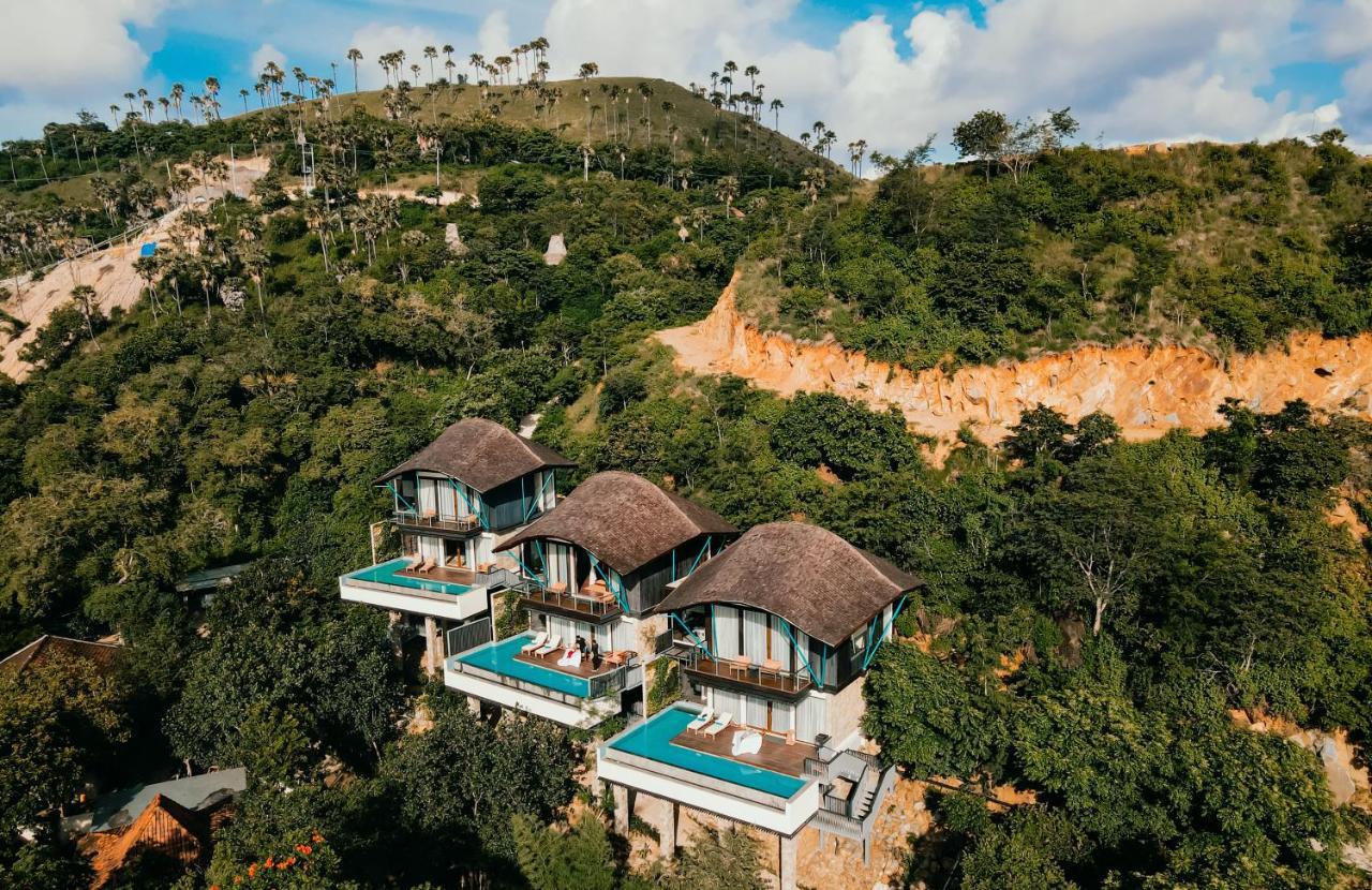 Residence con Piscina Sospesa e Vantaggi Esclusivi Gratuiti