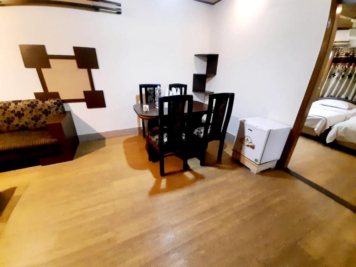 Three-Bedroom Suite,1196081941:JPEG