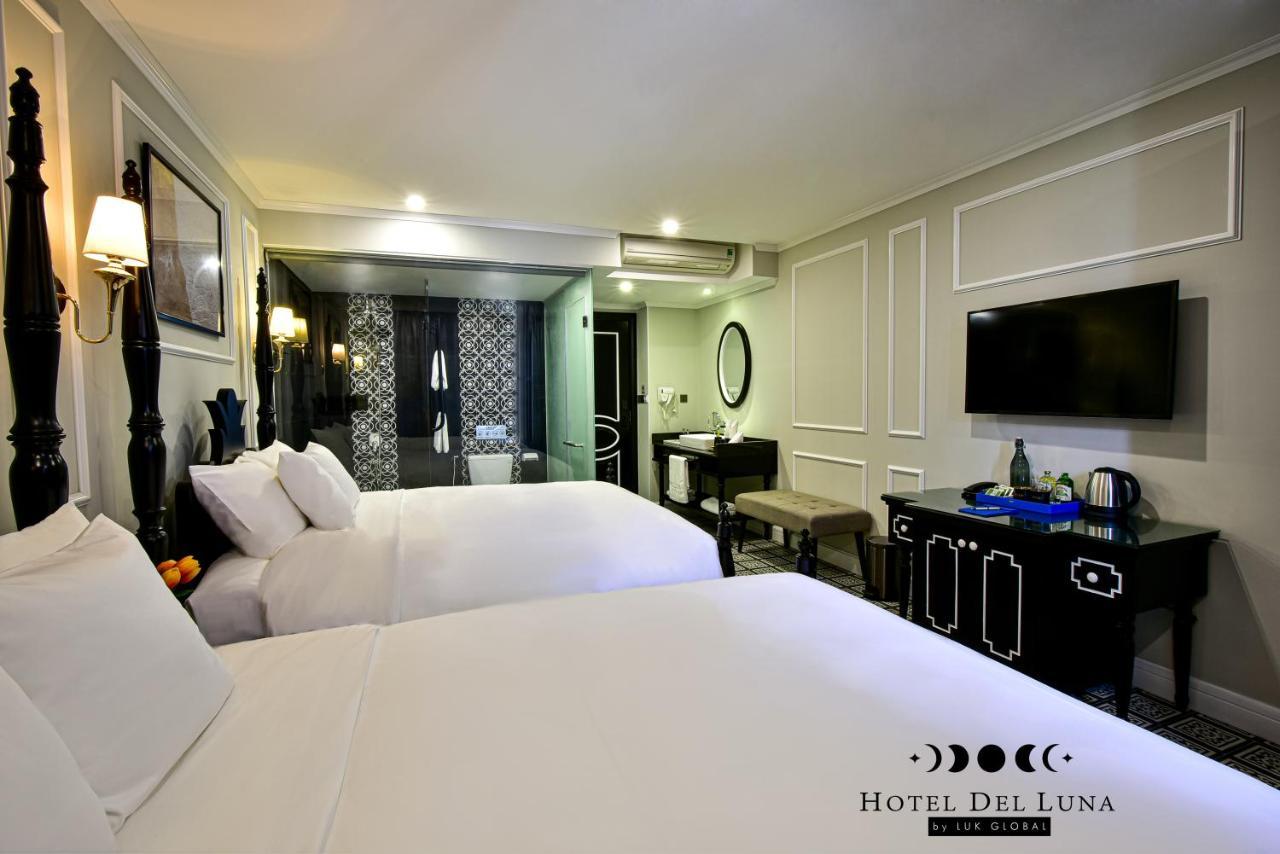 Deluxe Twin Room Balcony City View