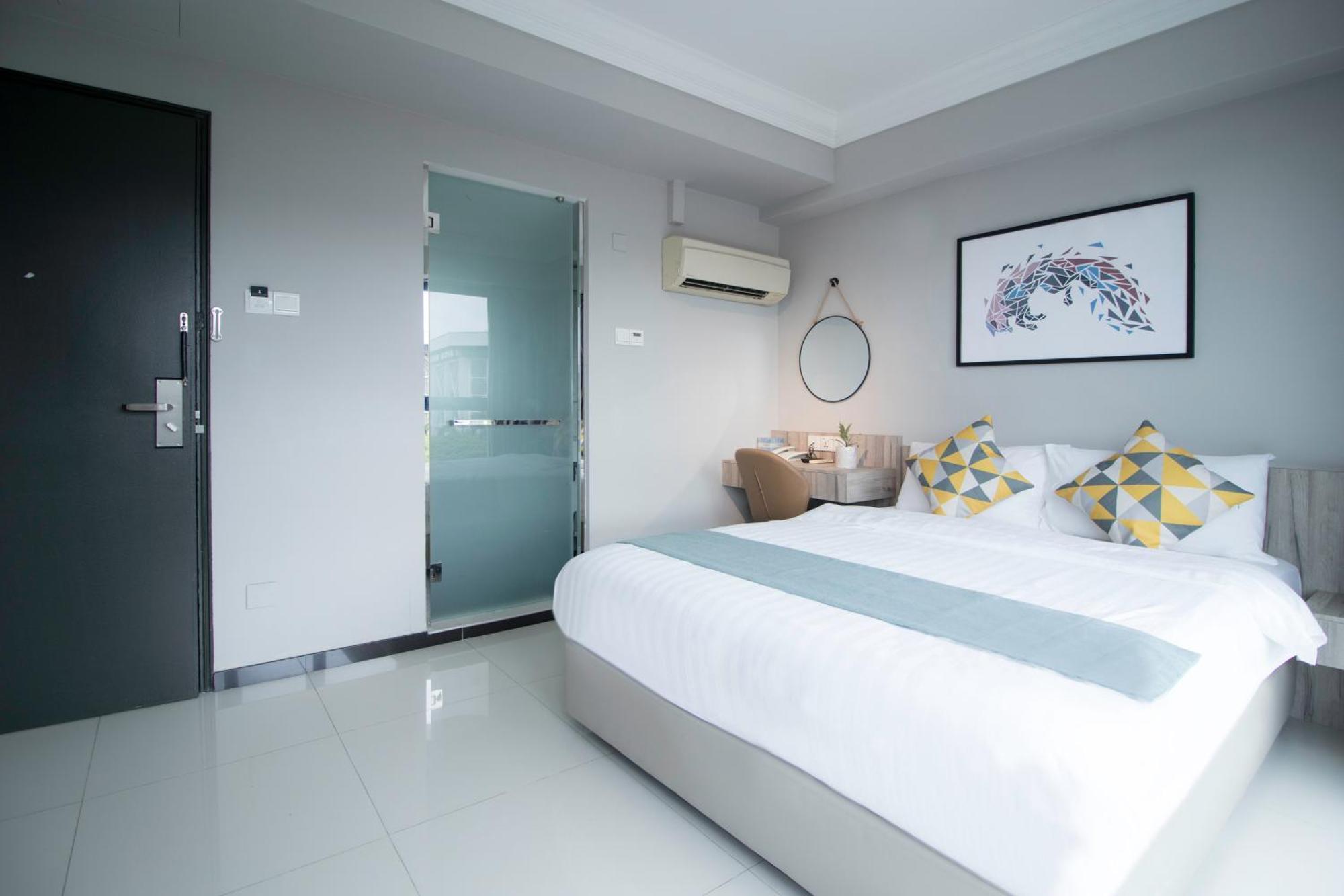 Premier Queen Room Newly Renovated