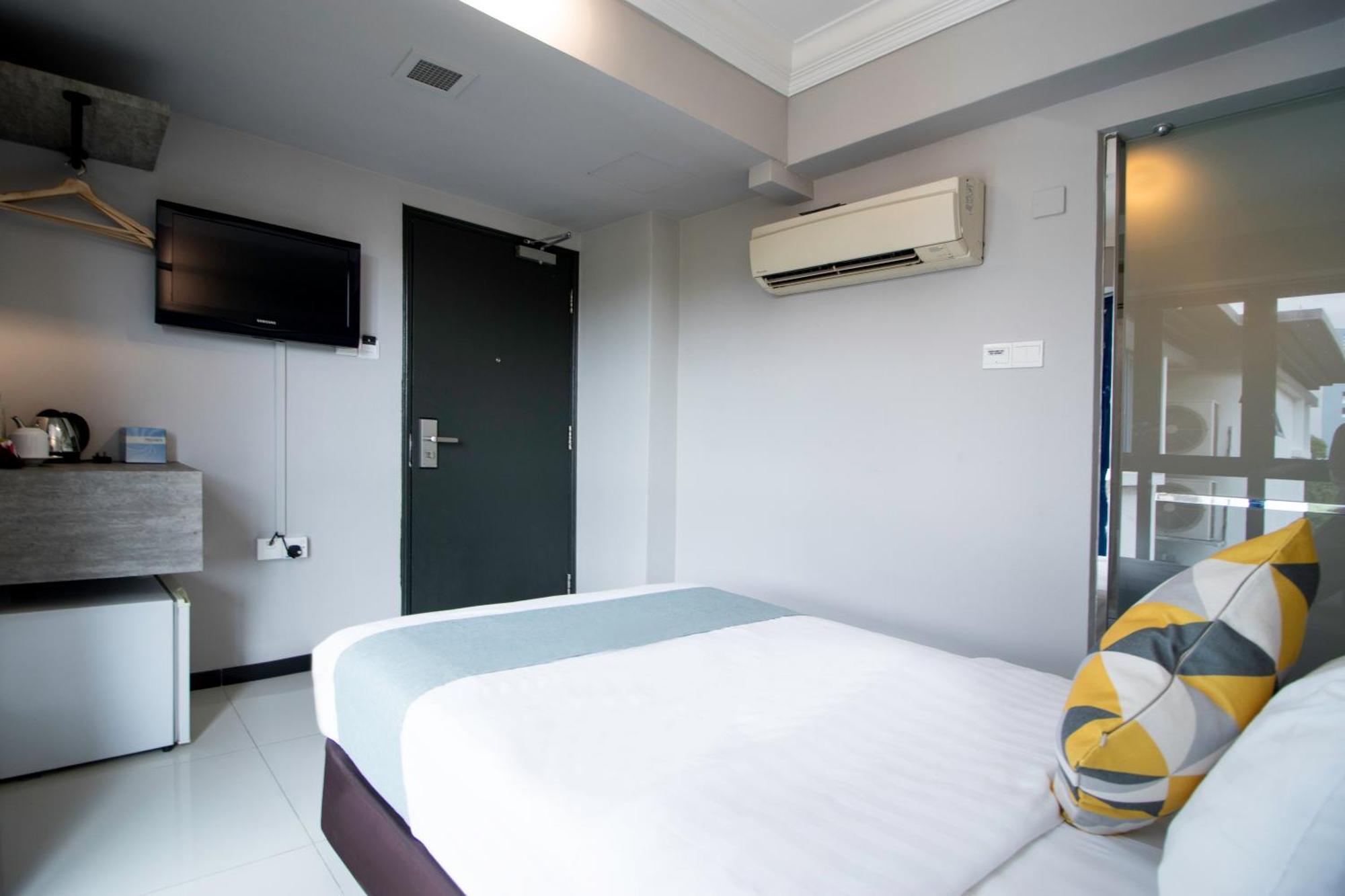 Standard Single Room Newly Renovated