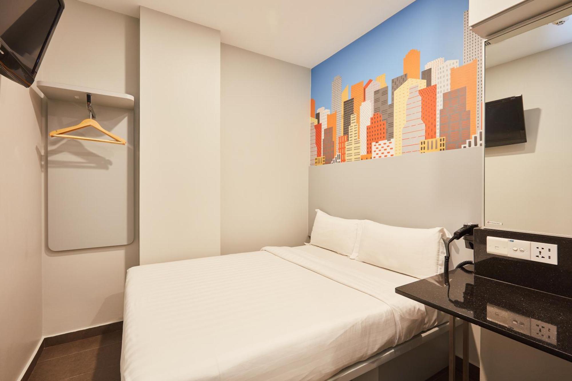 Standard Double Room No Window