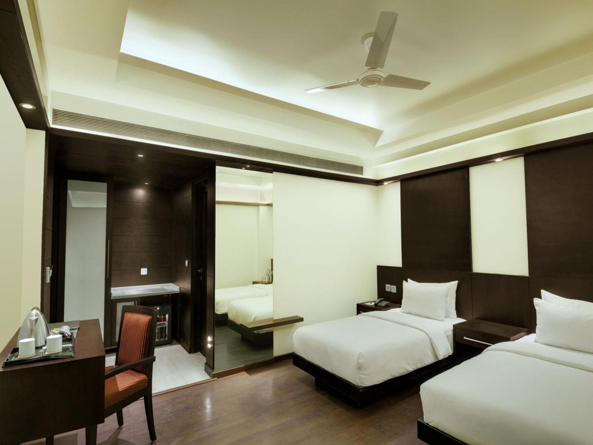 Premier Twin Bed Room Airport Pick-up,1499103658:JPEG