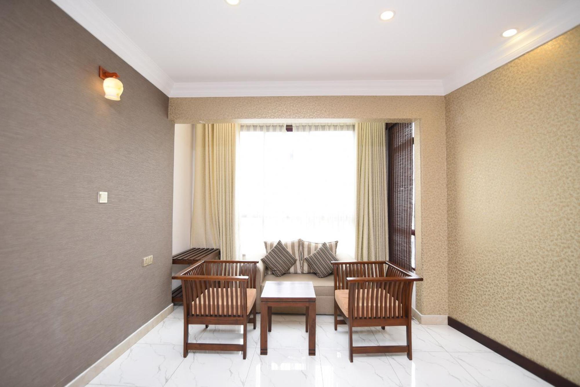 Suite Familiar con vistas a la calle