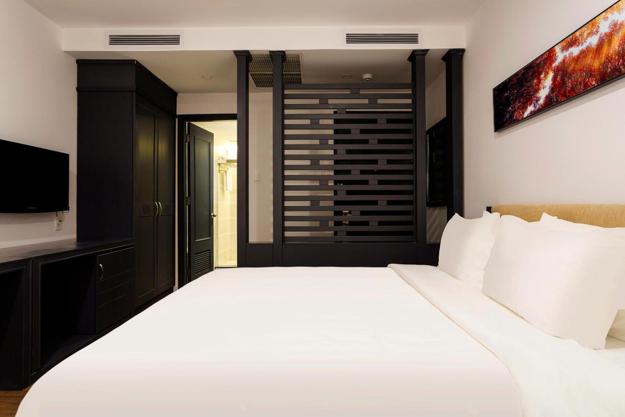 Superior Double Room No Window