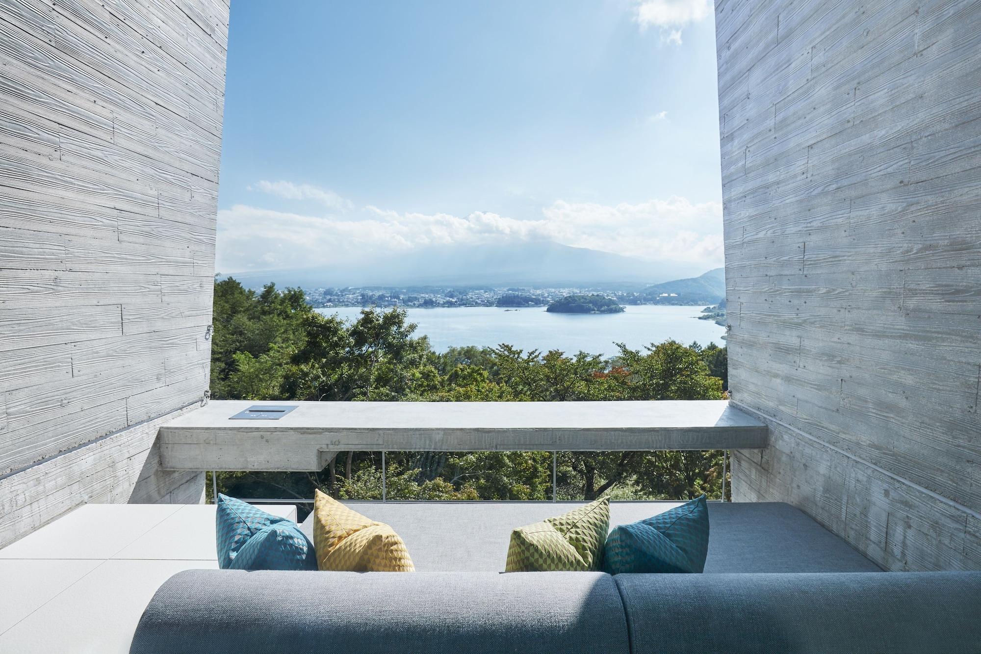 Twin Room with Lake View