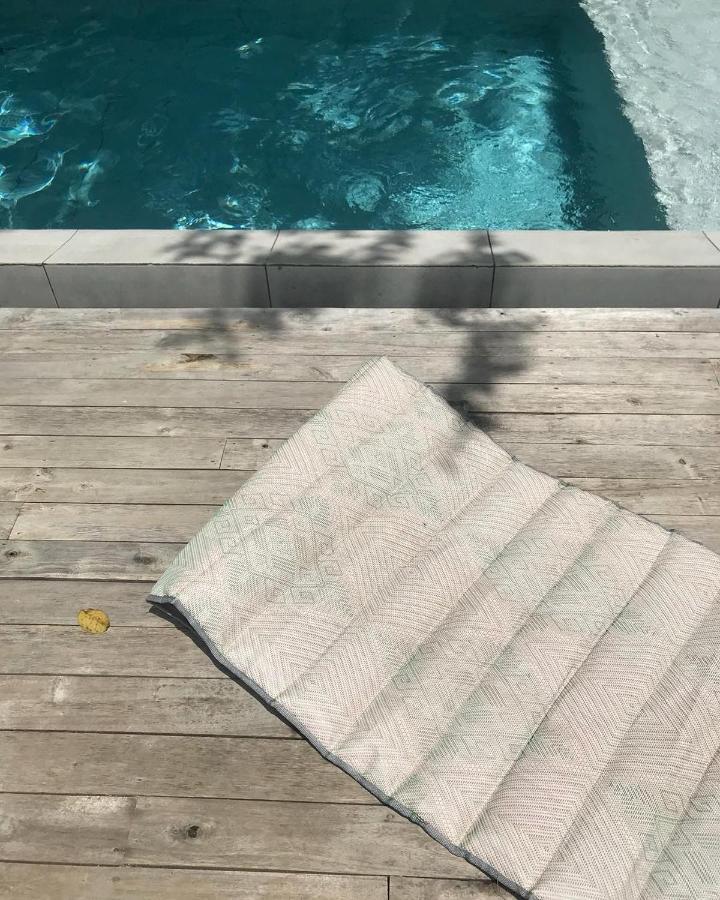 Suite - Vue sur Piscine