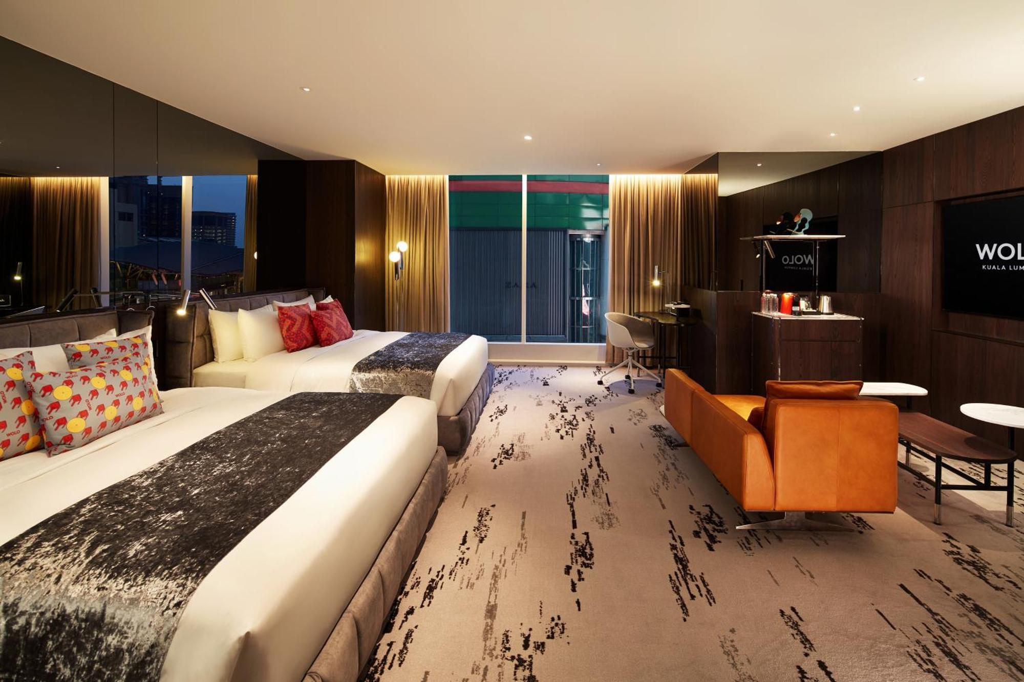 WOLO Suite with window,1277467507:JPEG