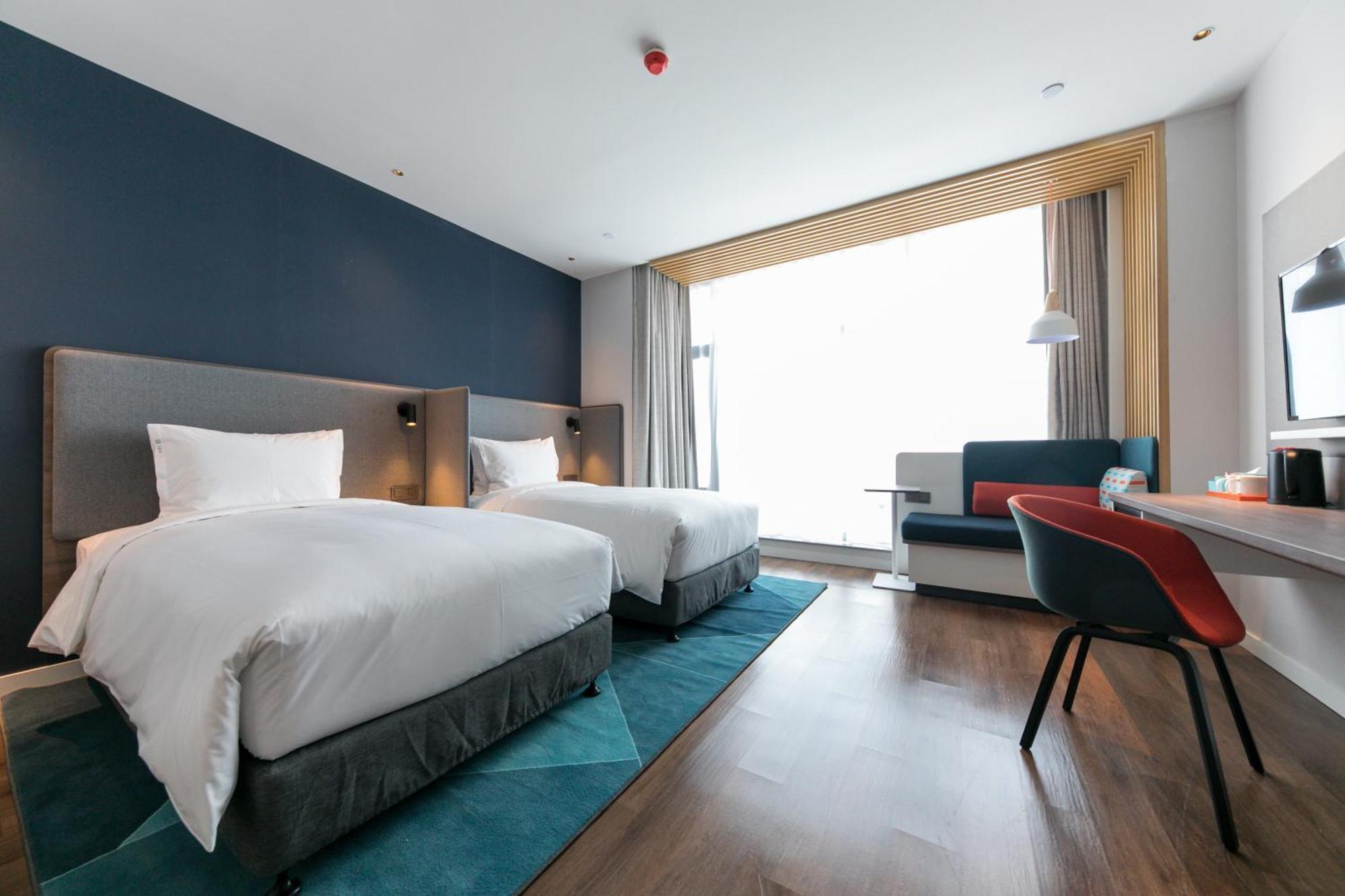 Standard Twin Room with Extra Floor Space