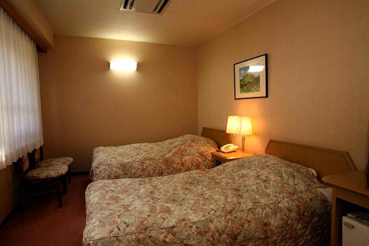 Economy Twin Room