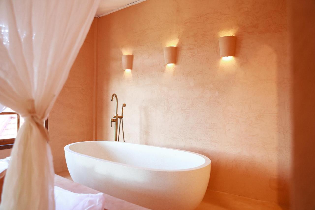 Habitación Deluxe con bañera