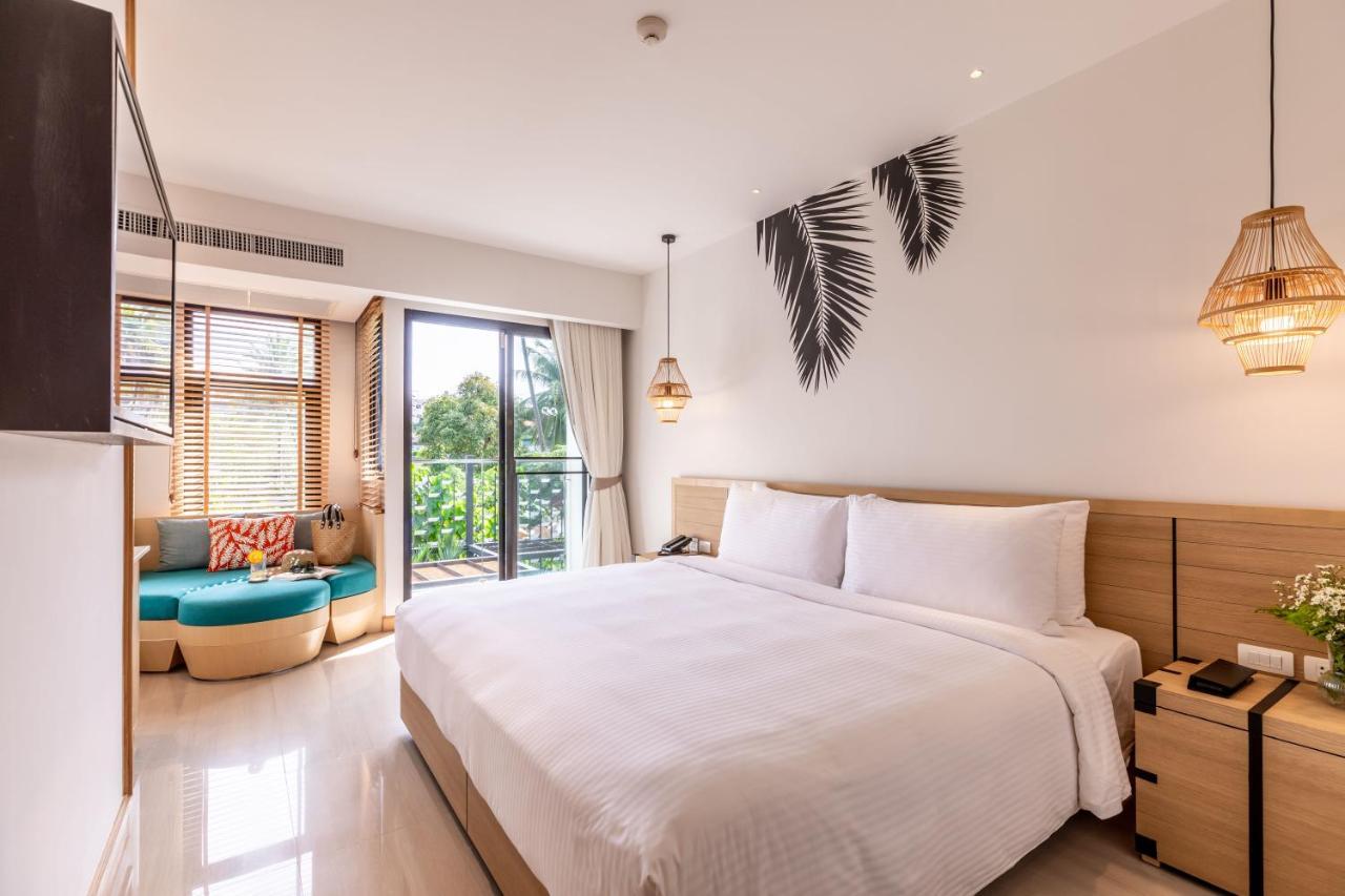 Hébergement Lit King-Size Supérieur - Vue sur Piscine