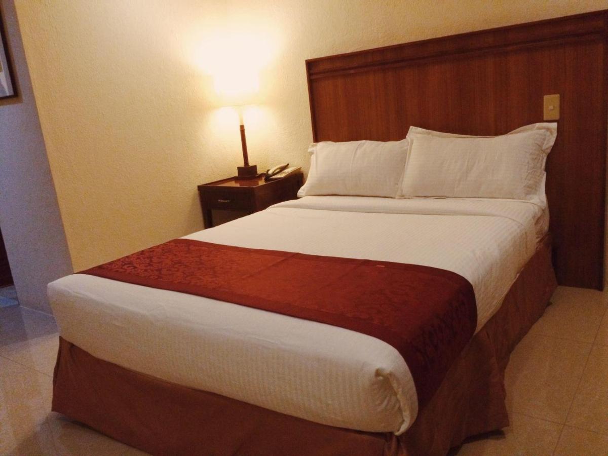 Standard Double Room,1345396421:JPEG