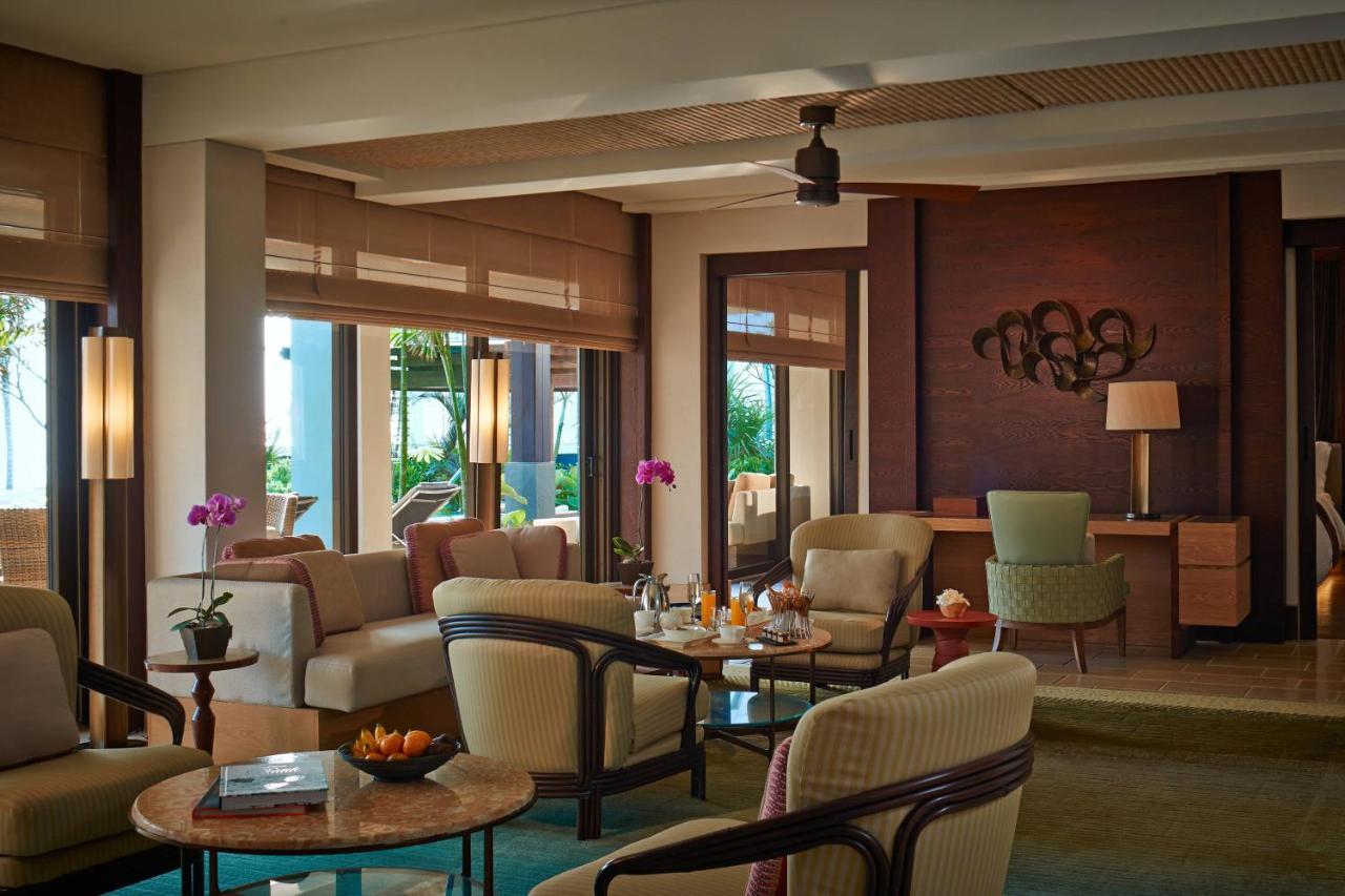 Ritz-Carlton Suite mit 2 Schlafzimmern mit Zugang zum Pool und kostenloser täglicher Aktivität im Resort