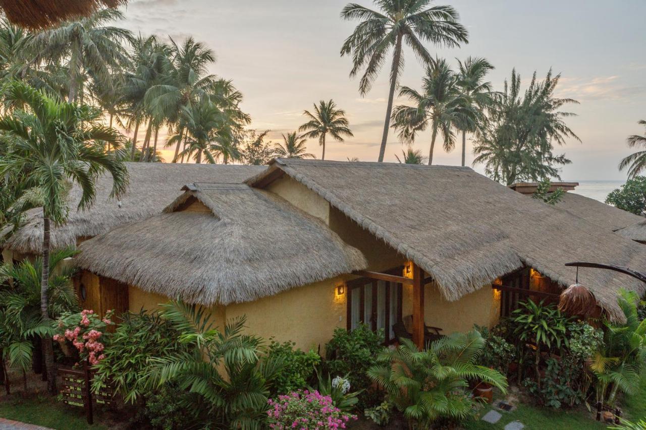 Sea Breeze Bungalow Garden View