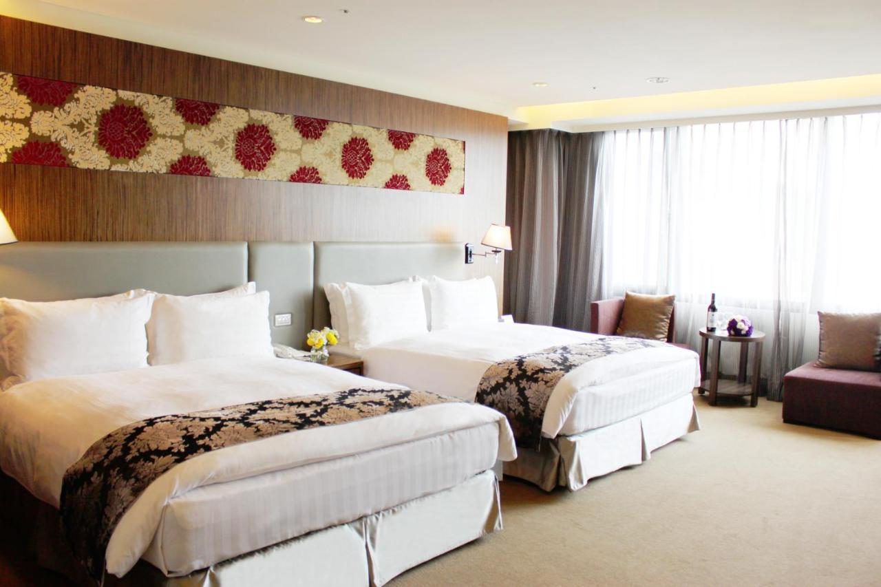 Superior Quadruple Room Zhao Yin Buling