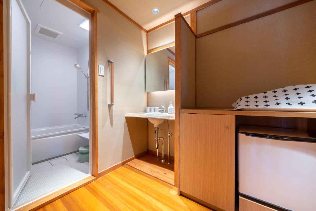 Japanese-Style Room