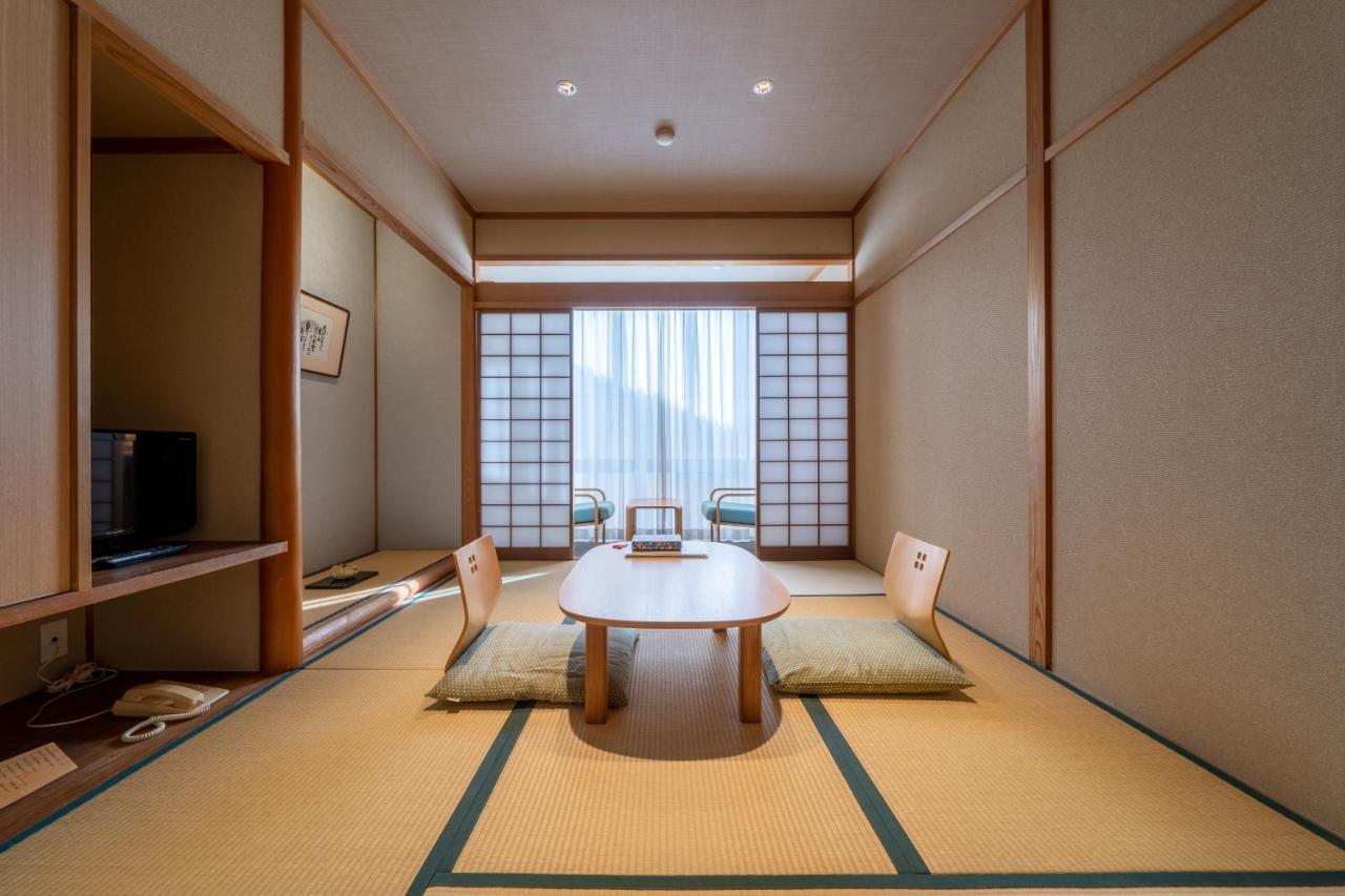 Japanese-Style Twin Room