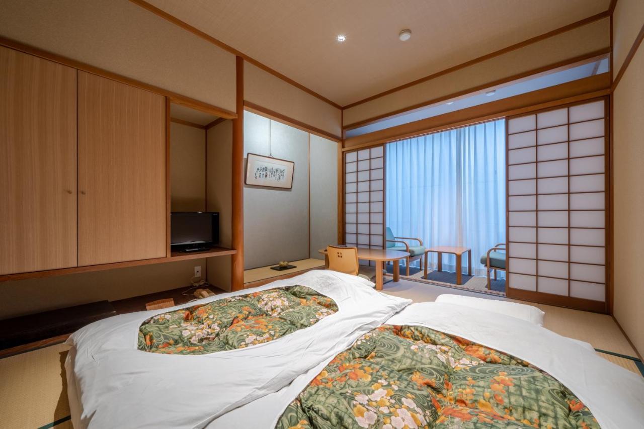 Japanese-Style Twin Room