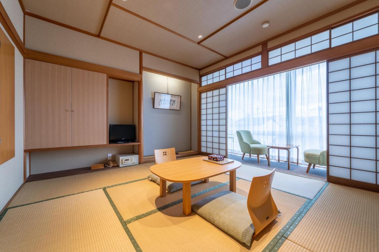Superior Japanese-Style Twin Room