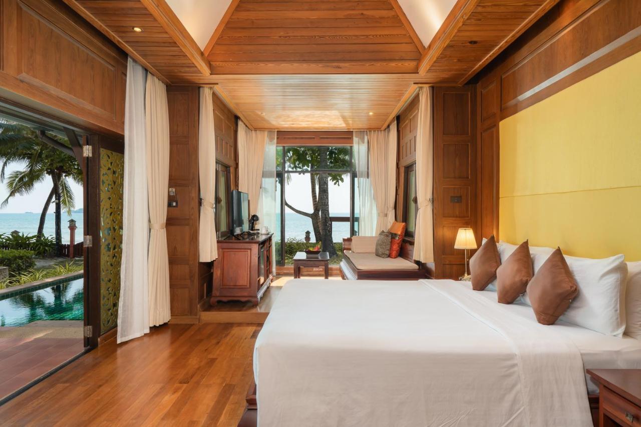 Poolvilla am Strand