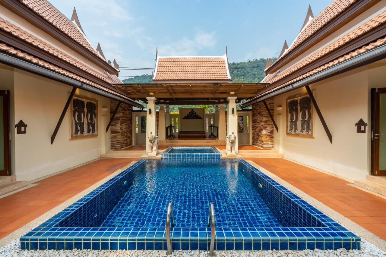 Familienvilla mit Pool