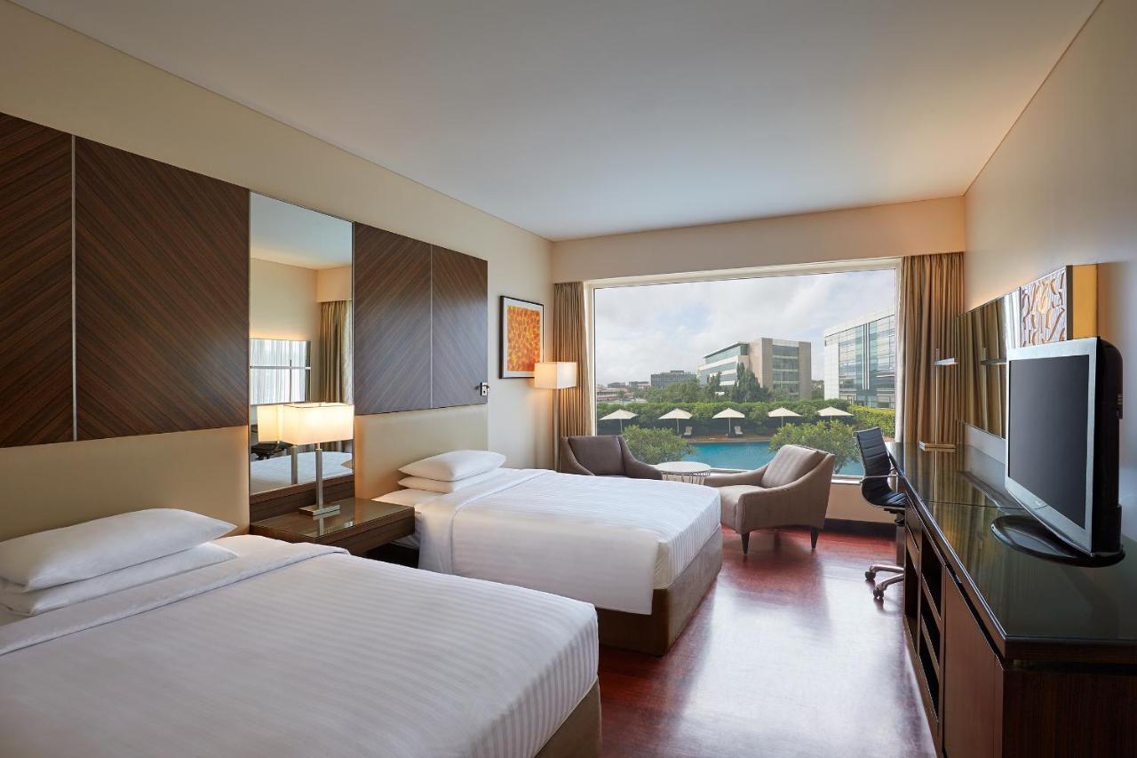 Executive Twin Room with Executive Lounge Access - 15% off on Spa and 20% off on Laundry