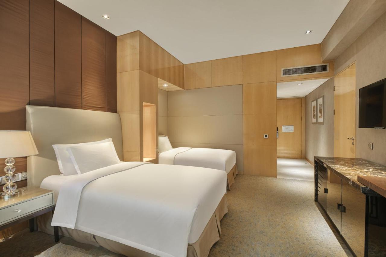 Standard Twin Room with Two Twin Beds