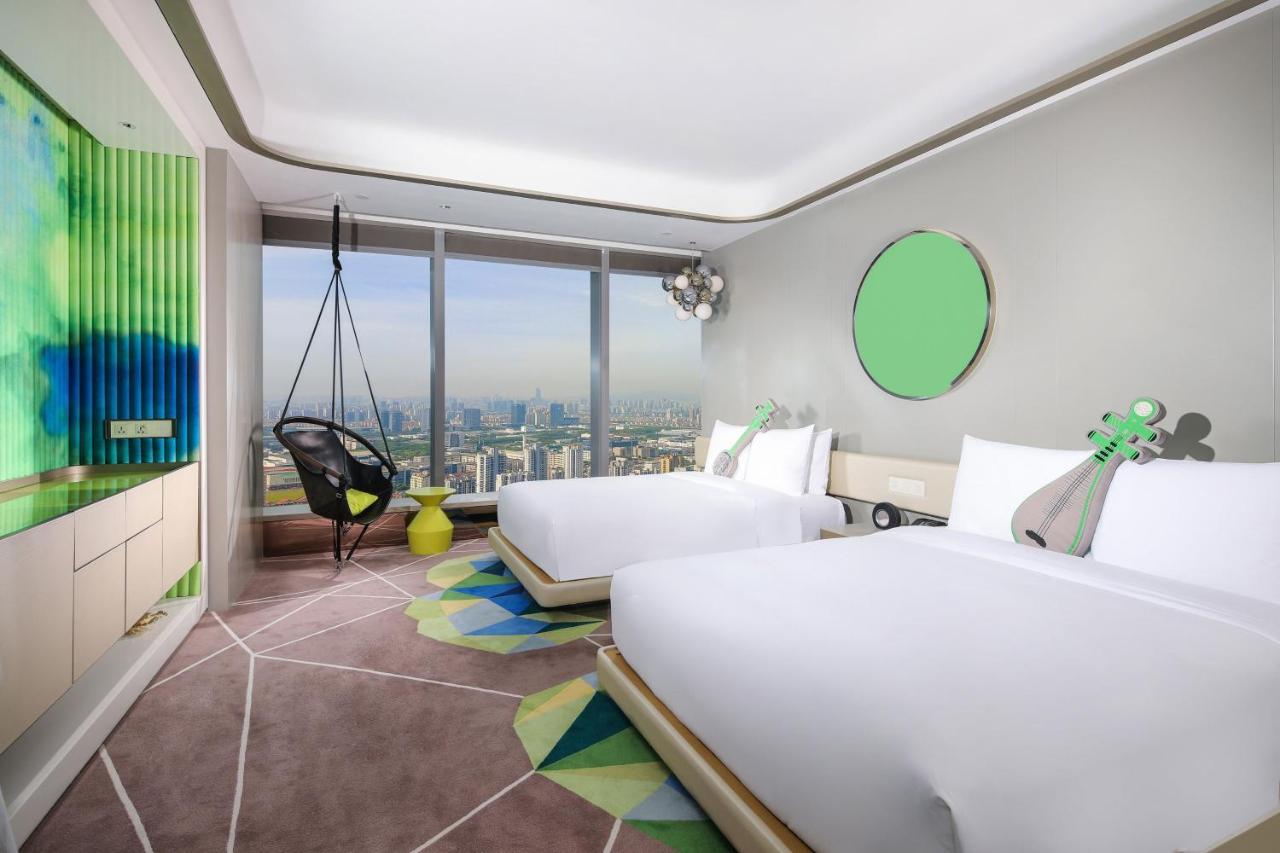 Spectacular Room, Guest room, 2 Queen, City view