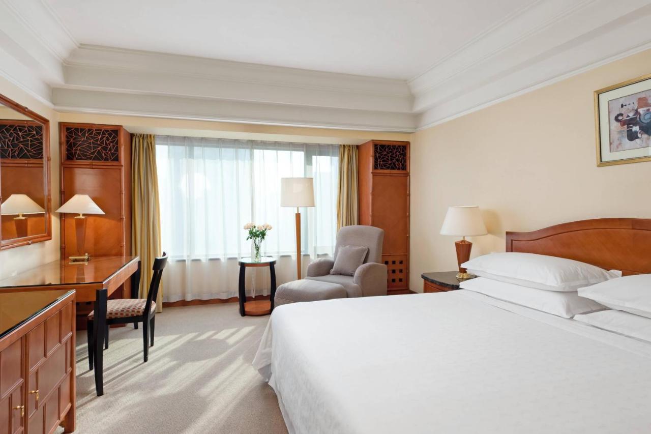 Habitación Premium con cama extragrande y vistas a la ciudad