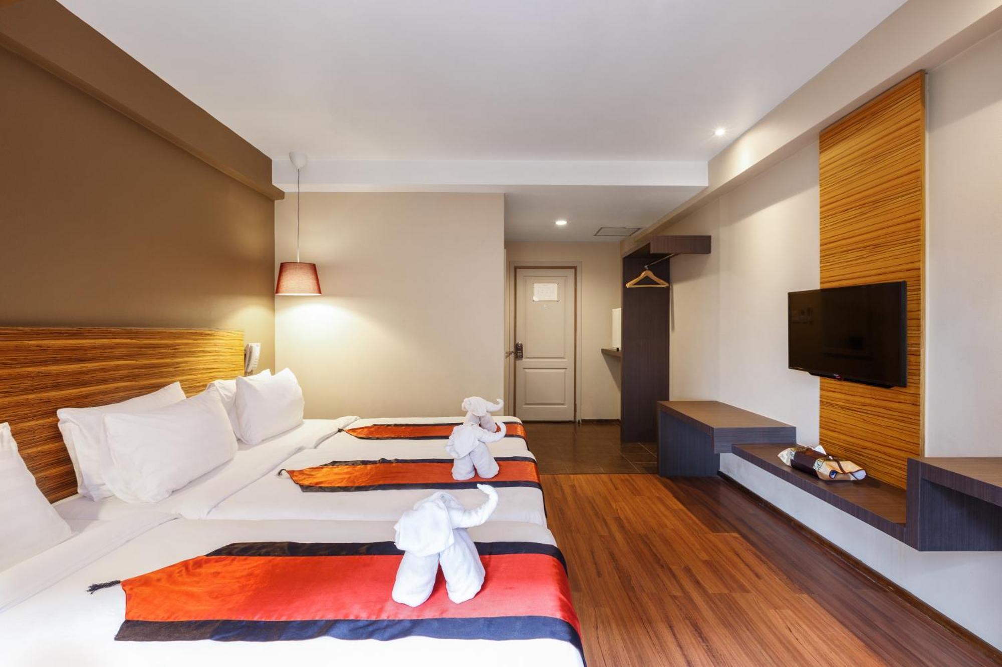 Superior Dreibettzimmer - Flughafentransfer (hin und zurück)