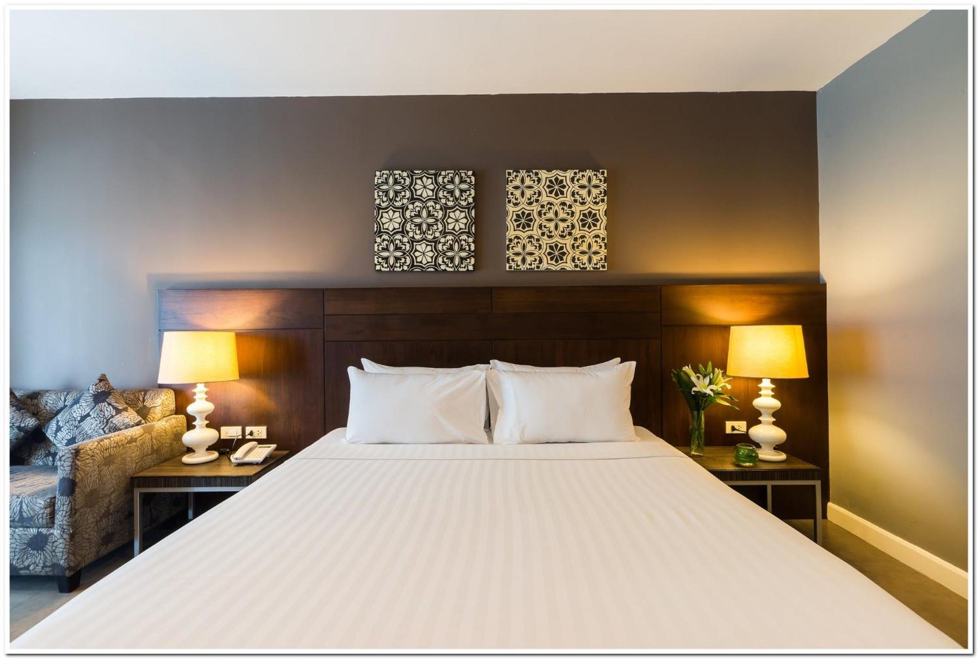 Double Room,1544696569:JPEG