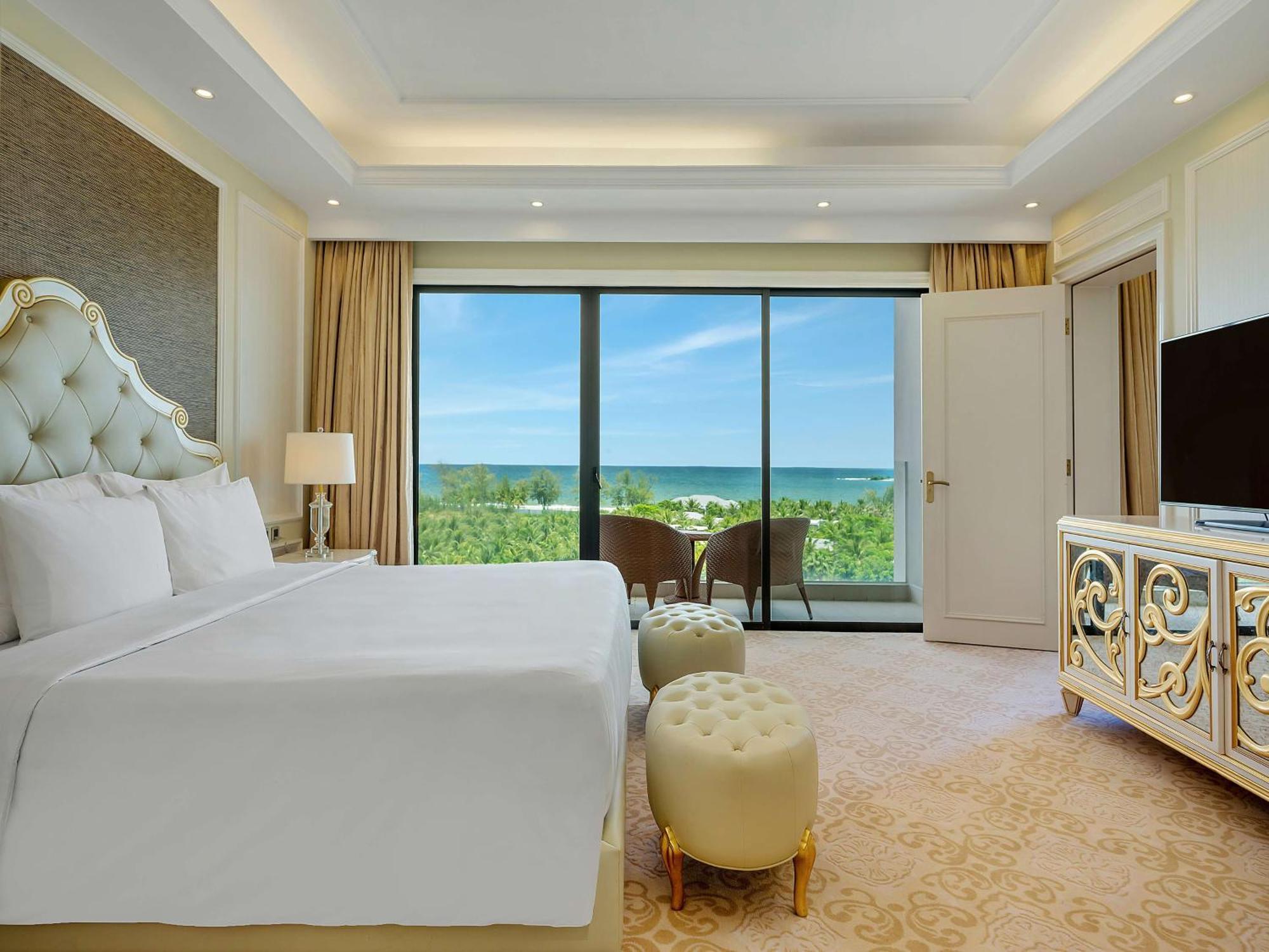 Suite with Sea View