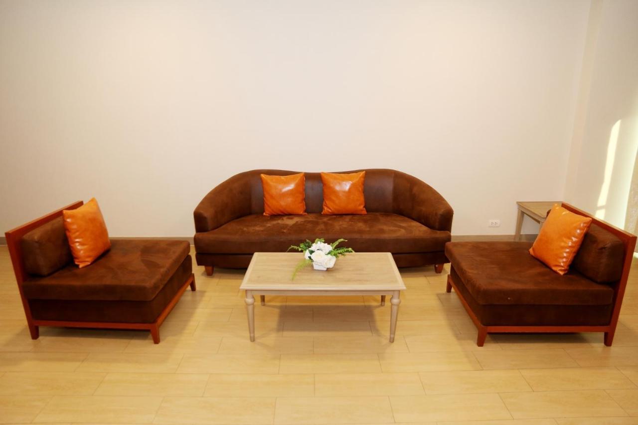 King Suite with Pool View,1522270270:JPEG