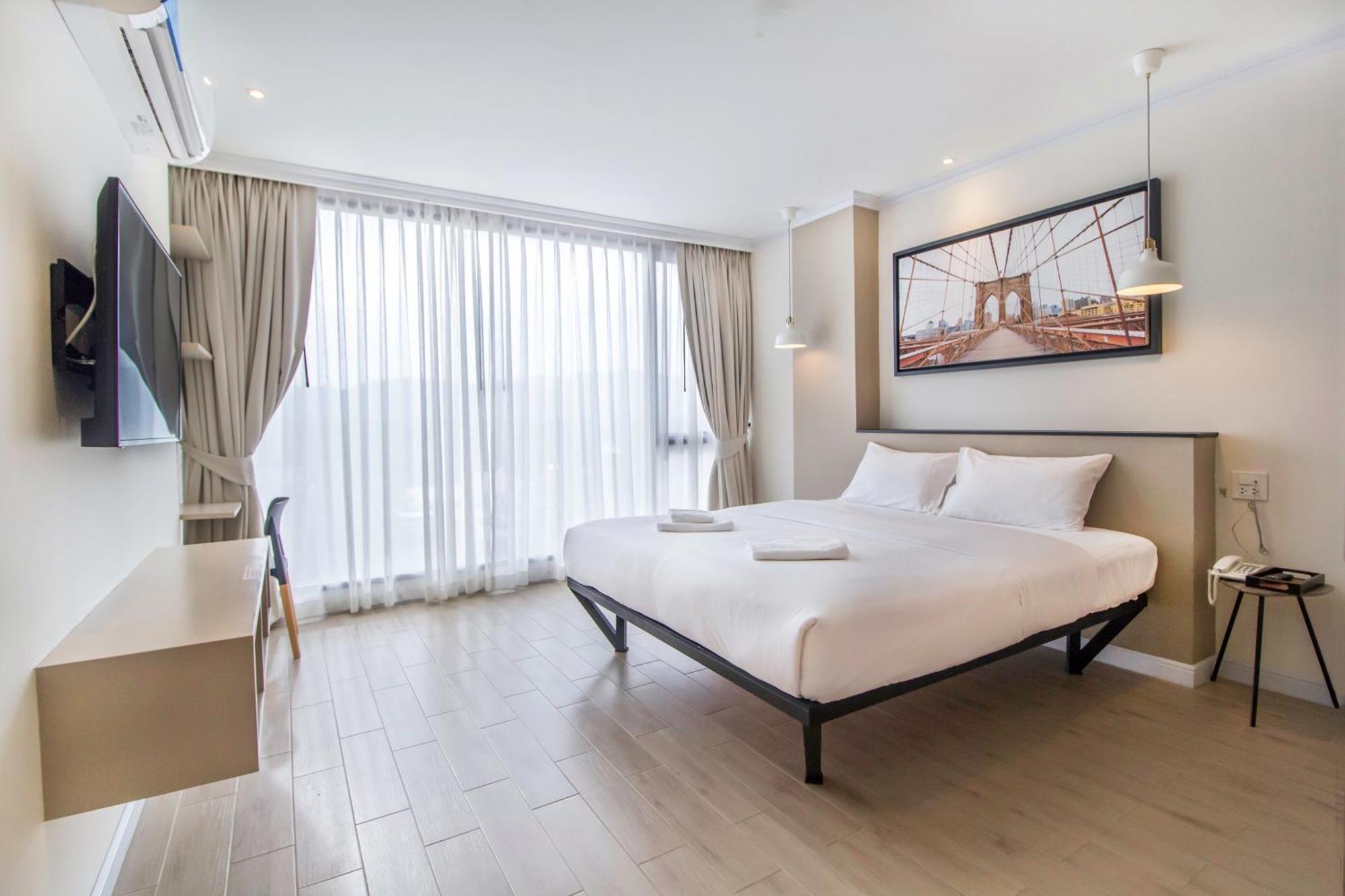 One-Bedroom Suite