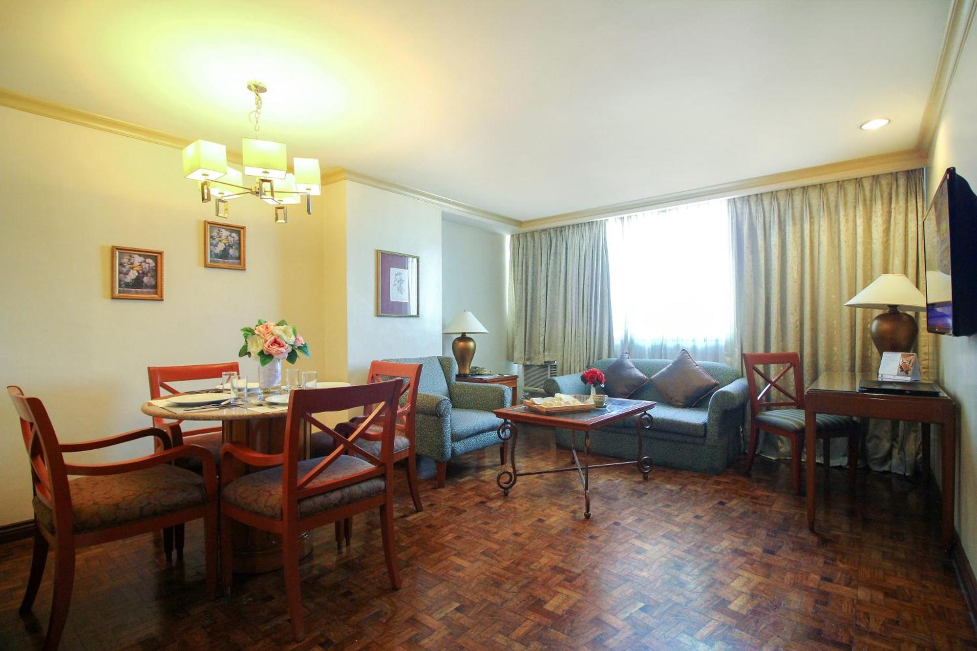 One Bedroom Suite