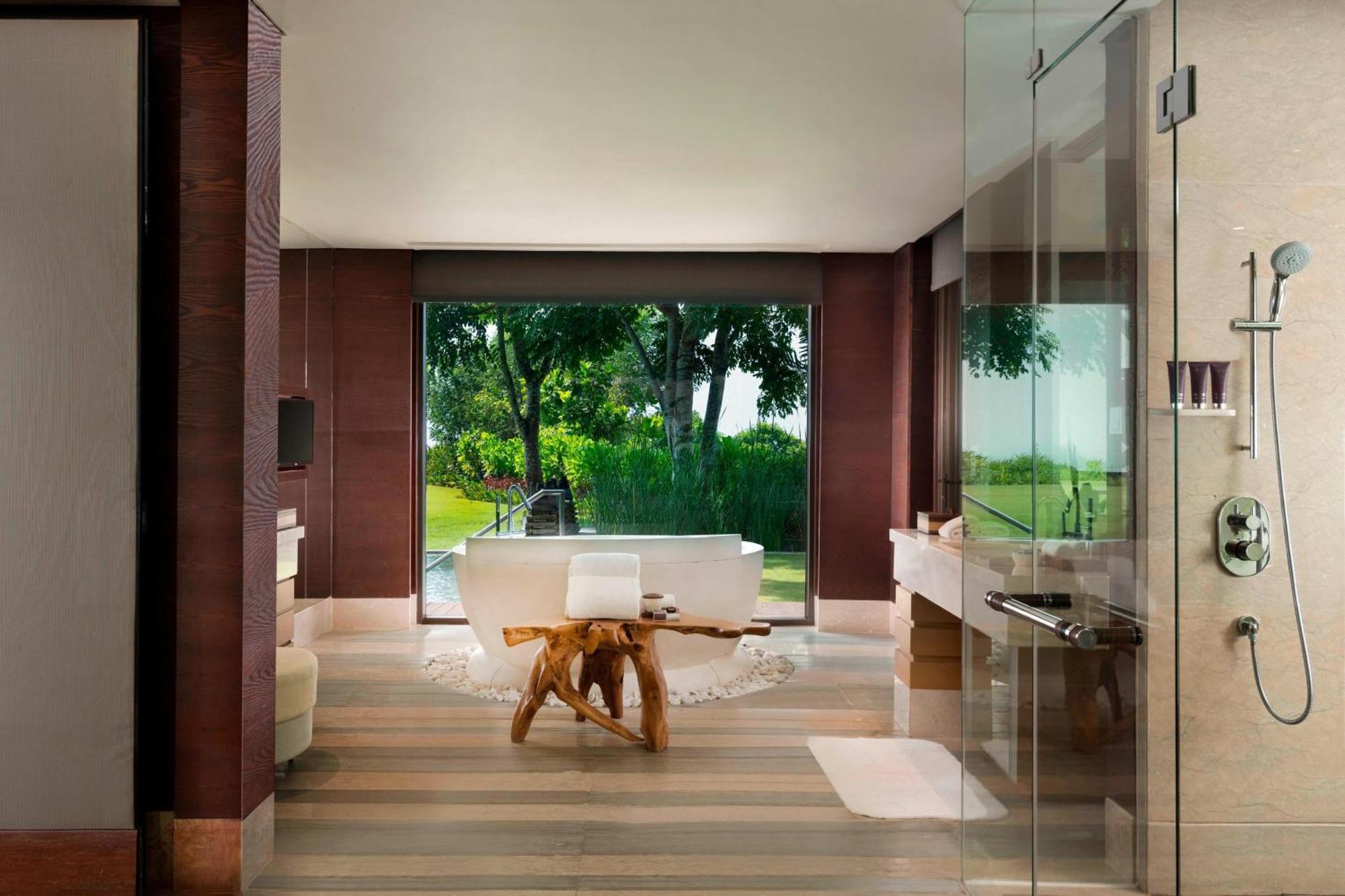 Villa mit 1 Schlafzimmer und Meerblick und kostenloser täglicher Aktivität im Resort